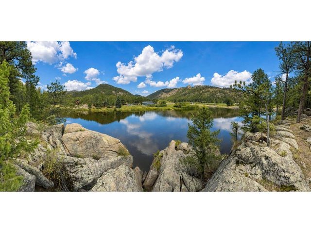 745 Hickory Dr, Lyons, CO 80540