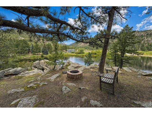 745 Hickory Dr, Lyons, CO 80540
