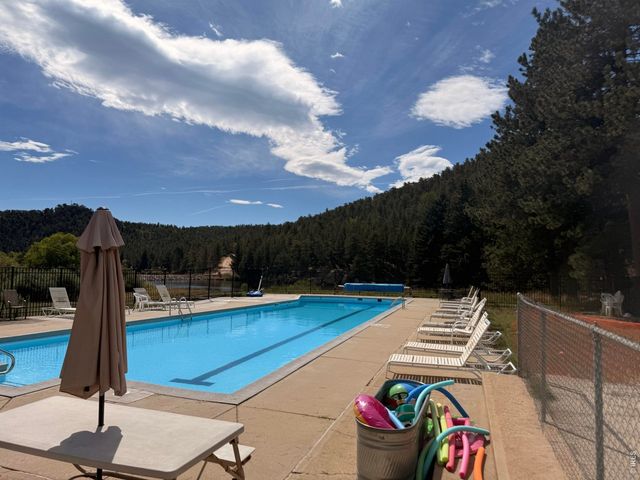 745 Hickory Dr, Lyons, CO 80540