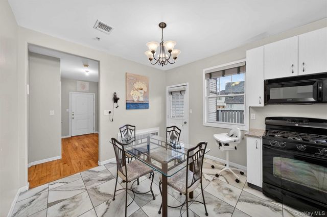 2 Kerestier Court 301, Monroe, NY 10950