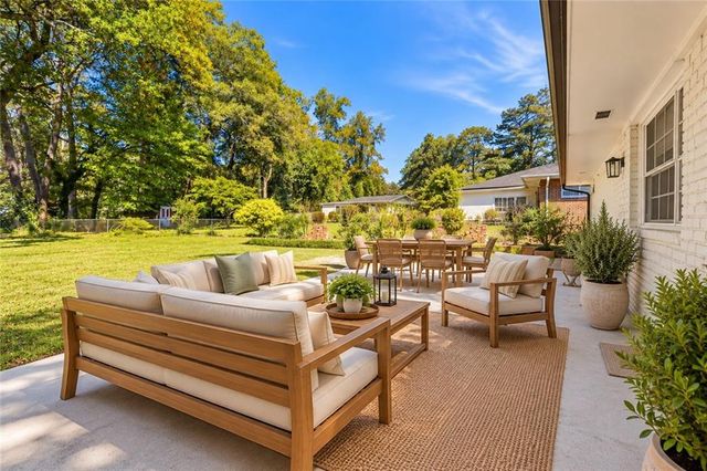 524 Sybil Lane SE, Marietta, GA 30067