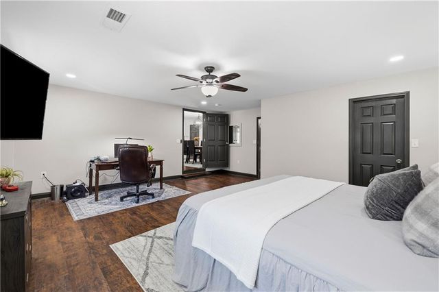 524 Sybil Lane SE, Marietta, GA 30067