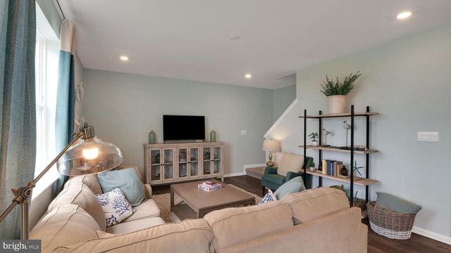 519 MERMAID DR, Barnegat, NJ 08005