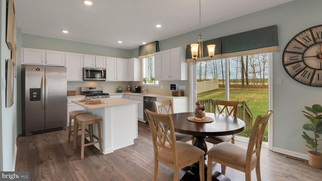 519 MERMAID DR, Barnegat, NJ 08005