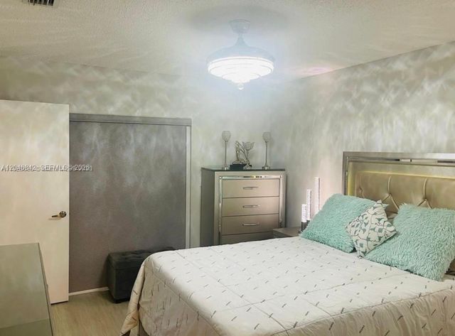 6395 W 27th Court 2017, Hialeah, FL 33016