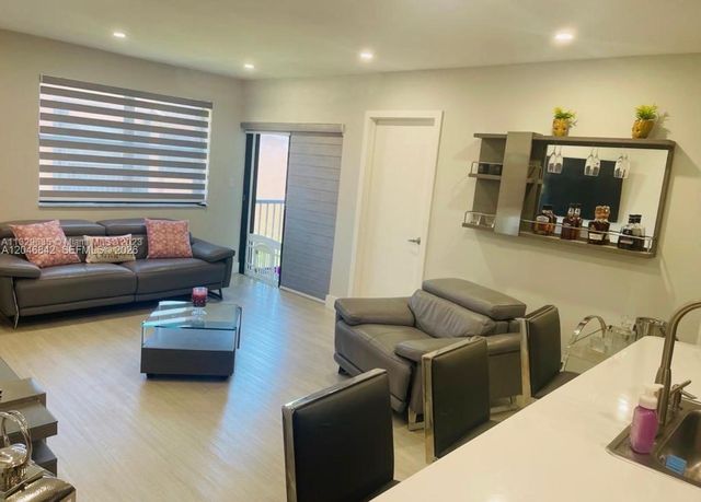 6395 W 27th Court 2017, Hialeah, FL 33016