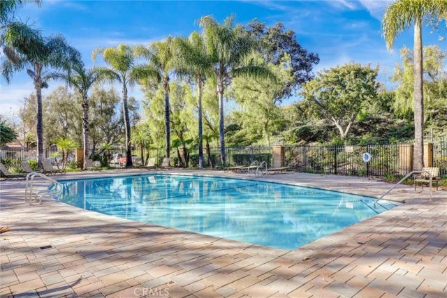 26284 Via Roble, Mission Viejo, CA 92691