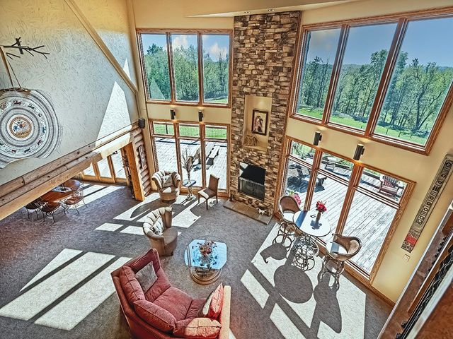 166 McKay Rd, Clinton Twp, PA 16056