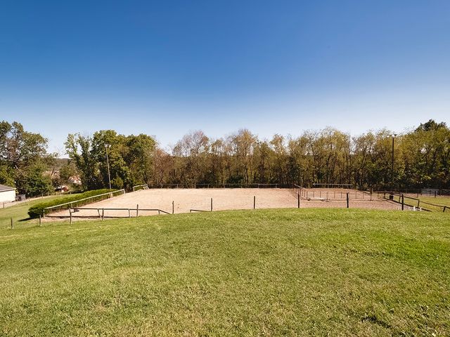 166 McKay Rd, Clinton Twp, PA 16056