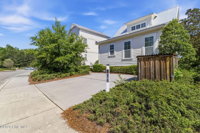 807 Meadowsweet Lane, Leland, NC 28451