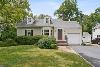 32 Sherwood Ave, Madison Boro, NJ 07940