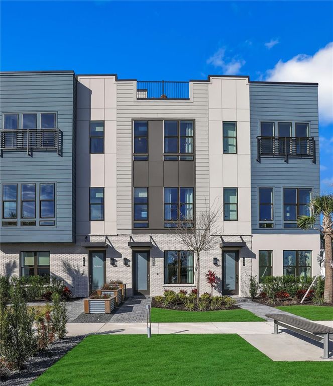 2273 VALENTINE ALLEY, Orlando, FL 32804