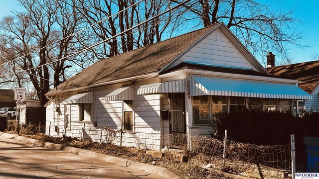 2513 I Street, Omaha, NE 68107