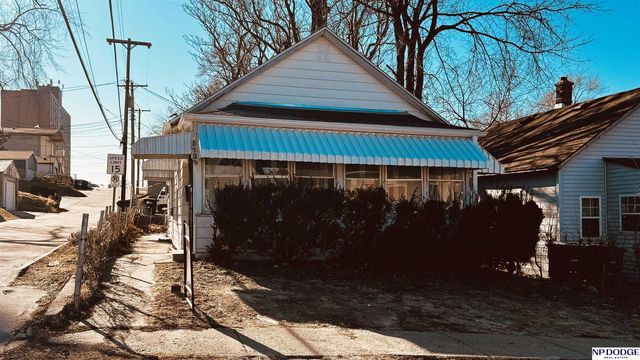 2513 I Street, Omaha, NE 68107