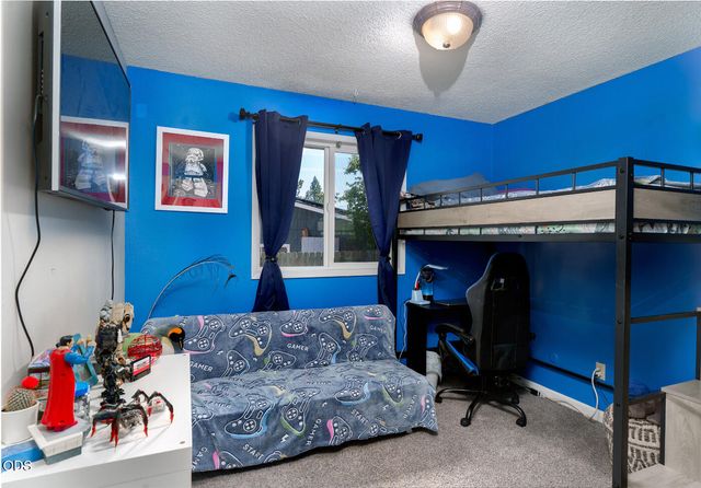 69 SE Piper Drive, Bend, OR 97702
