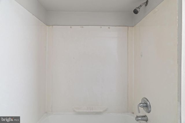 7016 WOODLAND AVE, Philadelphia, PA 19142