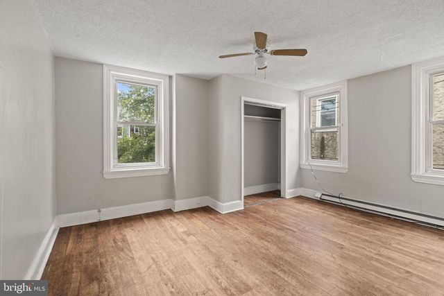7016 WOODLAND AVE, Philadelphia, PA 19142