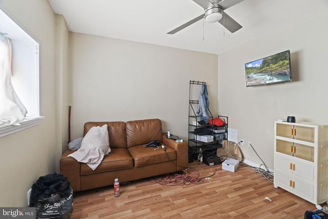 7016 WOODLAND AVE, Philadelphia, PA 19142