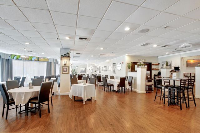 6768 10th Avenue N 113, Lake Worth, FL 33467