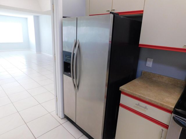 6768 10th Avenue N 113, Lake Worth, FL 33467