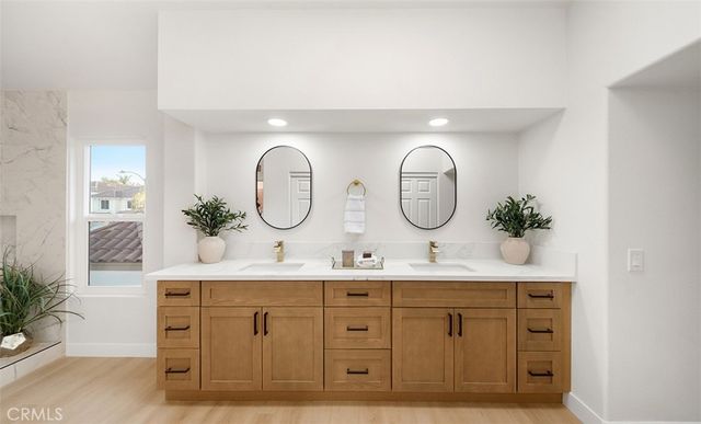 6727 E Pinnacle Pointe, Orange, CA 92869