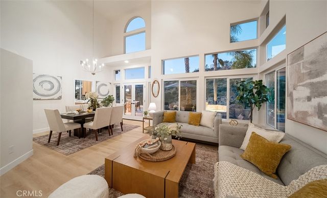 6727 E Pinnacle Pointe, Orange, CA 92869