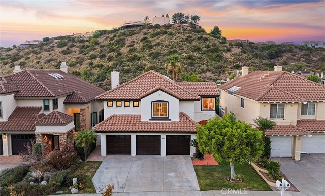 6727 E Pinnacle Pointe, Orange, CA 92869