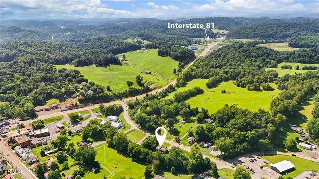 229 Blountville Bypass, Blountville, TN 37617