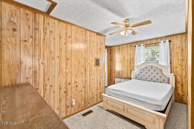 229 Blountville Bypass, Blountville, TN 37617