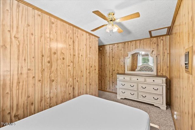 229 Blountville Bypass, Blountville, TN 37617