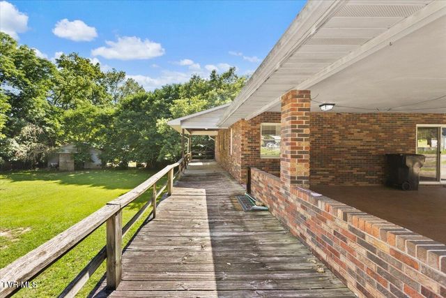 229 Blountville Bypass, Blountville, TN 37617