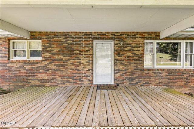 229 Blountville Bypass, Blountville, TN 37617