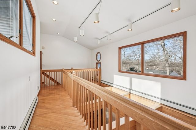 286 Carentan Rd, Hopatcong Boro, NJ 07843