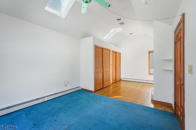 286 Carentan Rd, Hopatcong Boro, NJ 07843