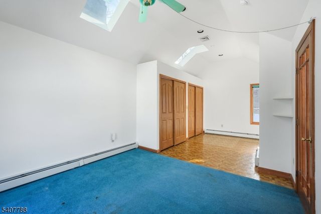 286 Carentan Rd, Hopatcong Boro, NJ 07843