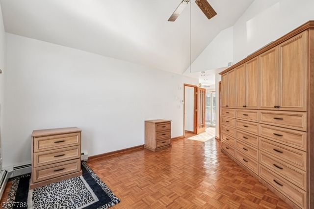 286 Carentan Rd, Hopatcong Boro, NJ 07843