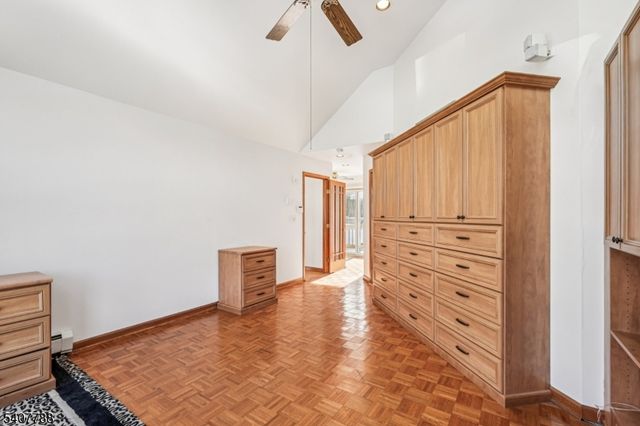 286 Carentan Rd, Hopatcong Boro, NJ 07843