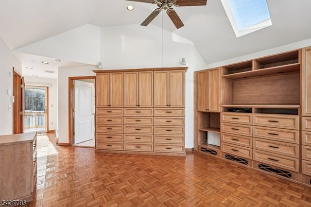 286 Carentan Rd, Hopatcong Boro, NJ 07843