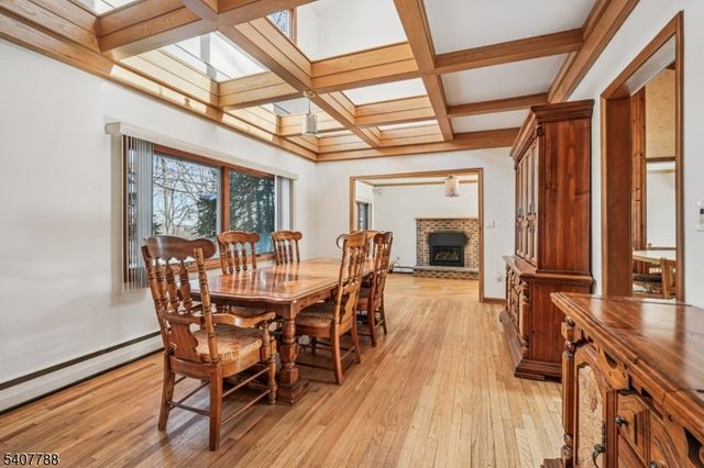 286 Carentan Rd, Hopatcong Boro, NJ 07843