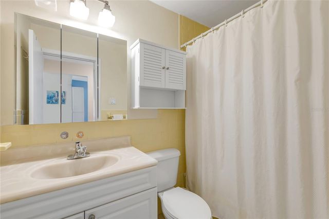 19 CROMPTON PLACE, Palm Coast, FL 32137