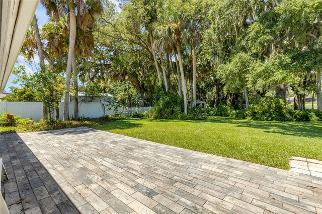 19 CROMPTON PLACE, Palm Coast, FL 32137