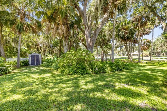 19 CROMPTON PLACE, Palm Coast, FL 32137