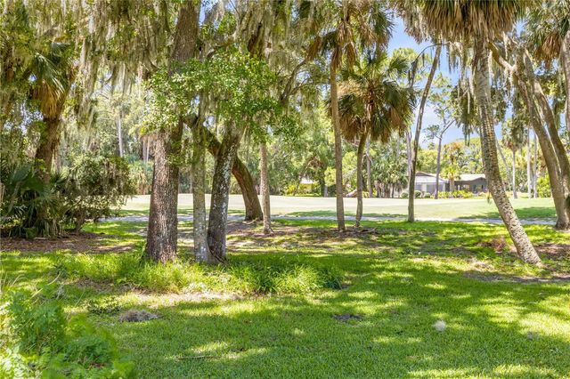 19 CROMPTON PLACE, Palm Coast, FL 32137