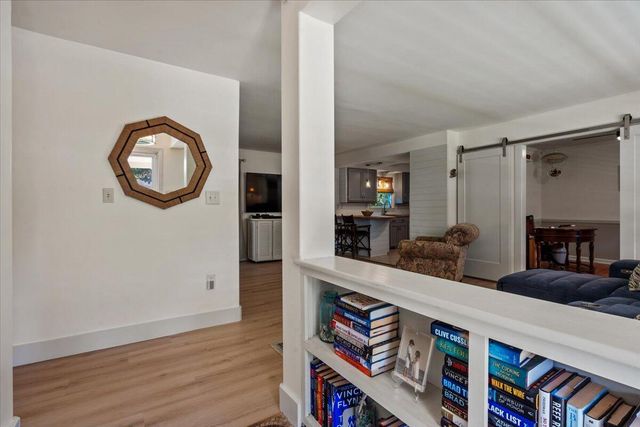 939 Mikell Drive, Charleston, SC 29412