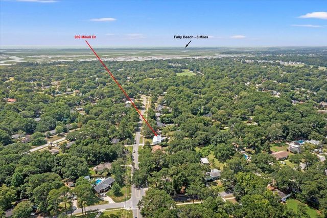 939 Mikell Drive, Charleston, SC 29412