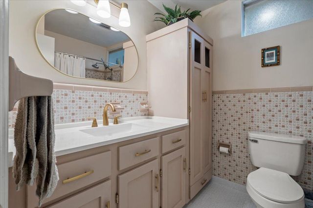 939 Mikell Drive, Charleston, SC 29412