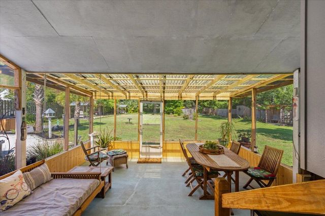 939 Mikell Drive, Charleston, SC 29412