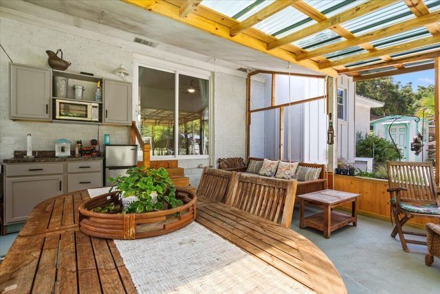 939 Mikell Drive, Charleston, SC 29412