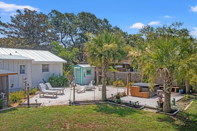 939 Mikell Drive, Charleston, SC 29412