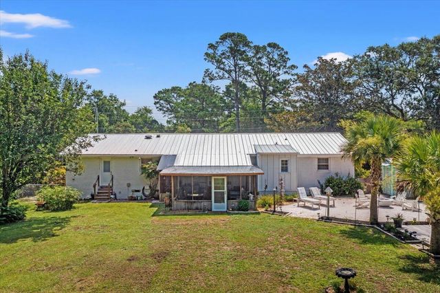 939 Mikell Drive, Charleston, SC 29412